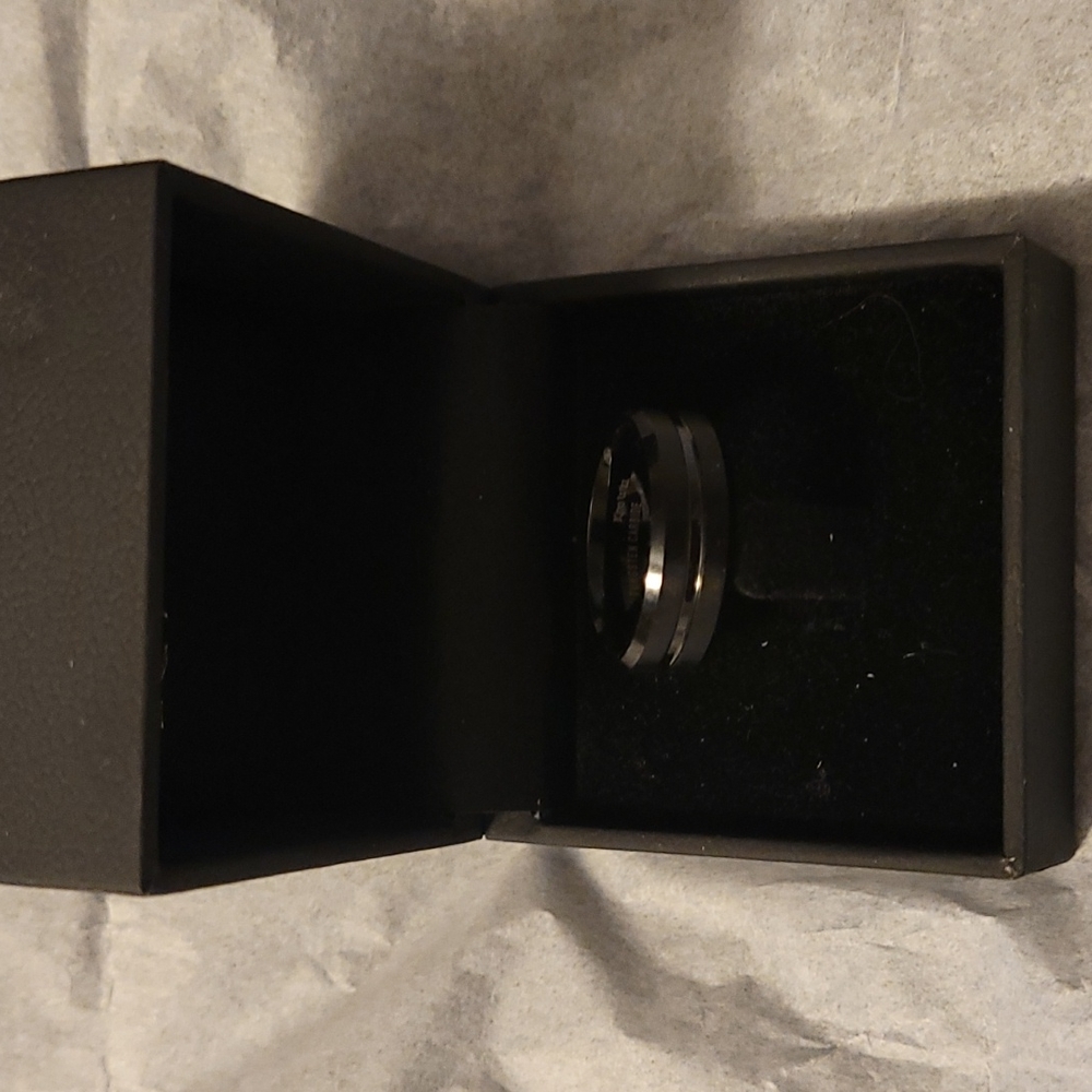 TUNGSTEN MEN'S RING